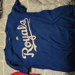 2 boys kansas city shirts